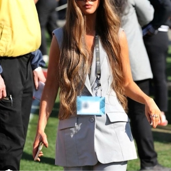 Favorite Daughter The Nadine Sleeveless Blazer - Picture 3 of 11
